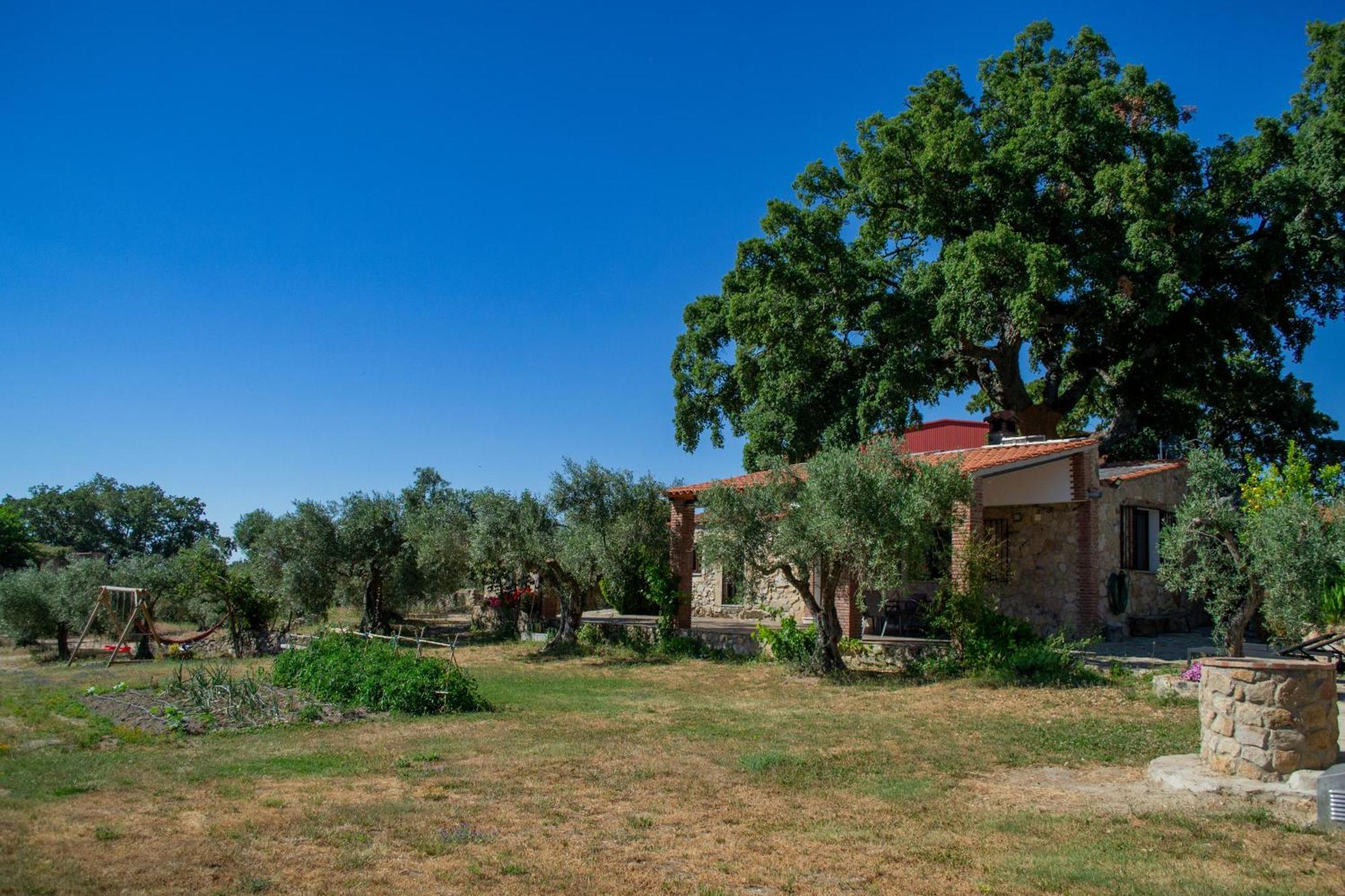 Montánchez Casa Rural La Recuera מראה חיצוני תמונה